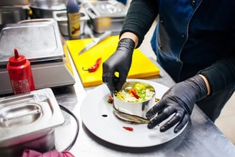 ¿Cómo alargar la vida de tus guantes de trabajo?