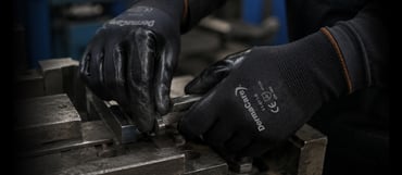 Guantes Recubiertos: Nitrilo, Poliuretano, Látex y PVC Guía Técnica de Selección